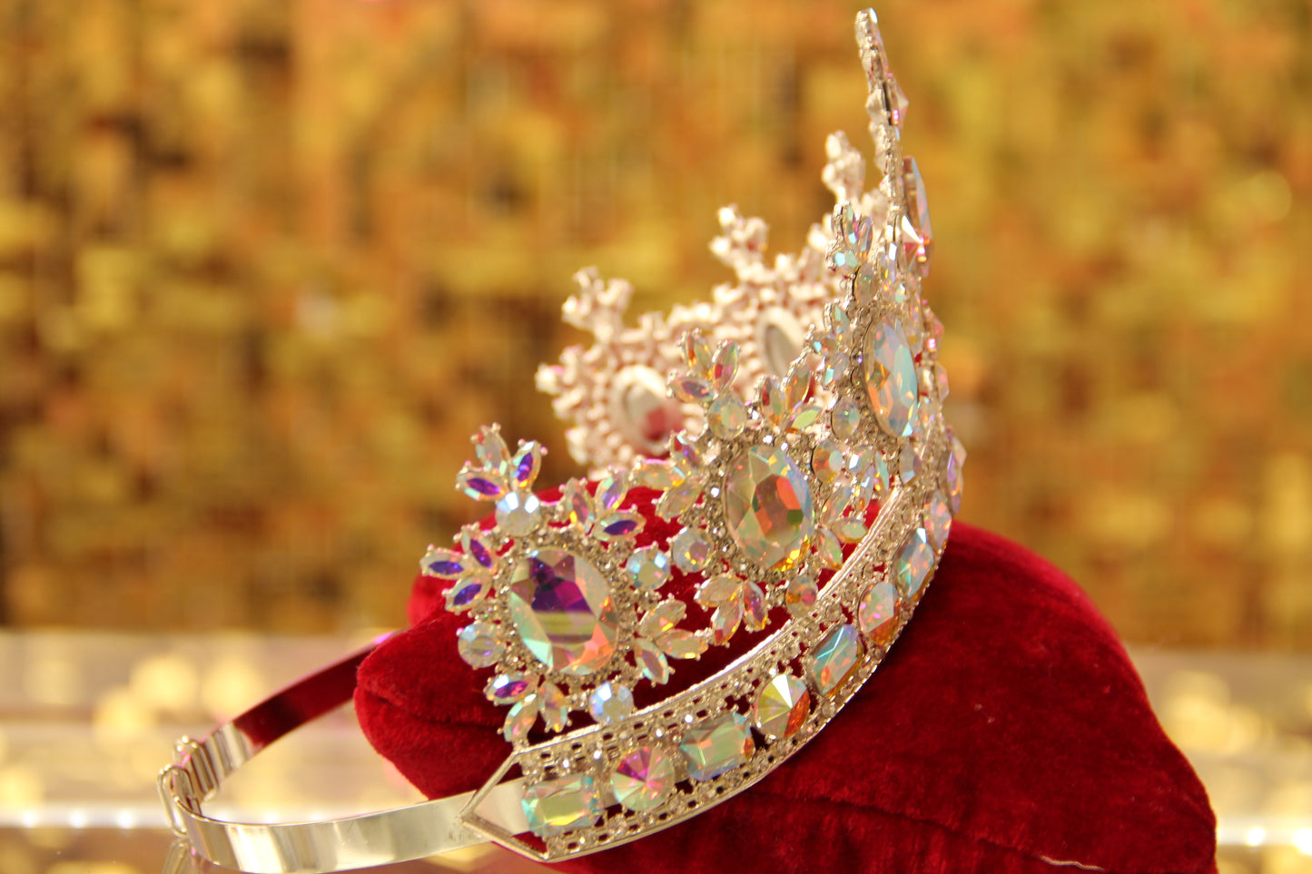 Tiara 3651