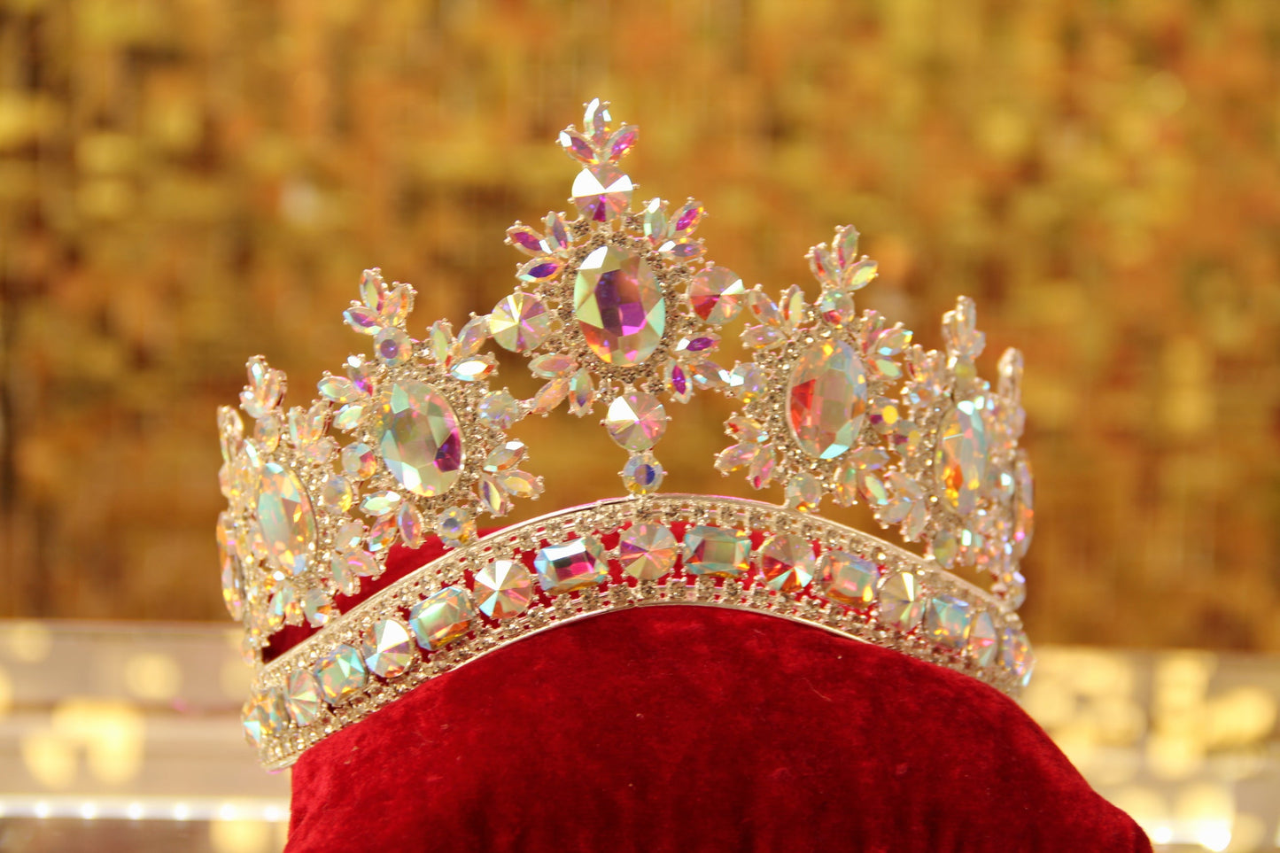 Tiara 3651